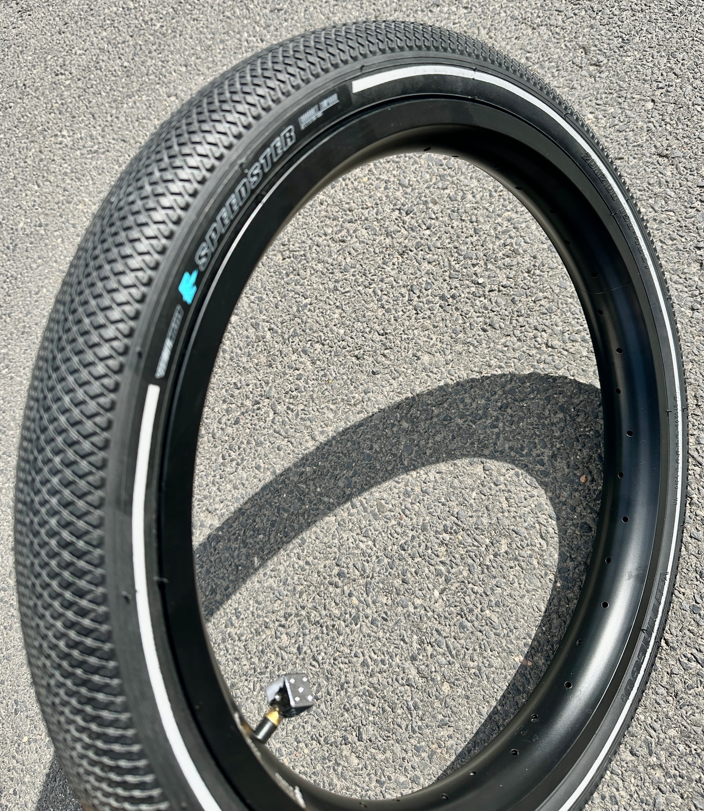 Vee Rubber E-Speedster Cargo Reifen 20 x 2.0 schwarz mit Reflexstreifen