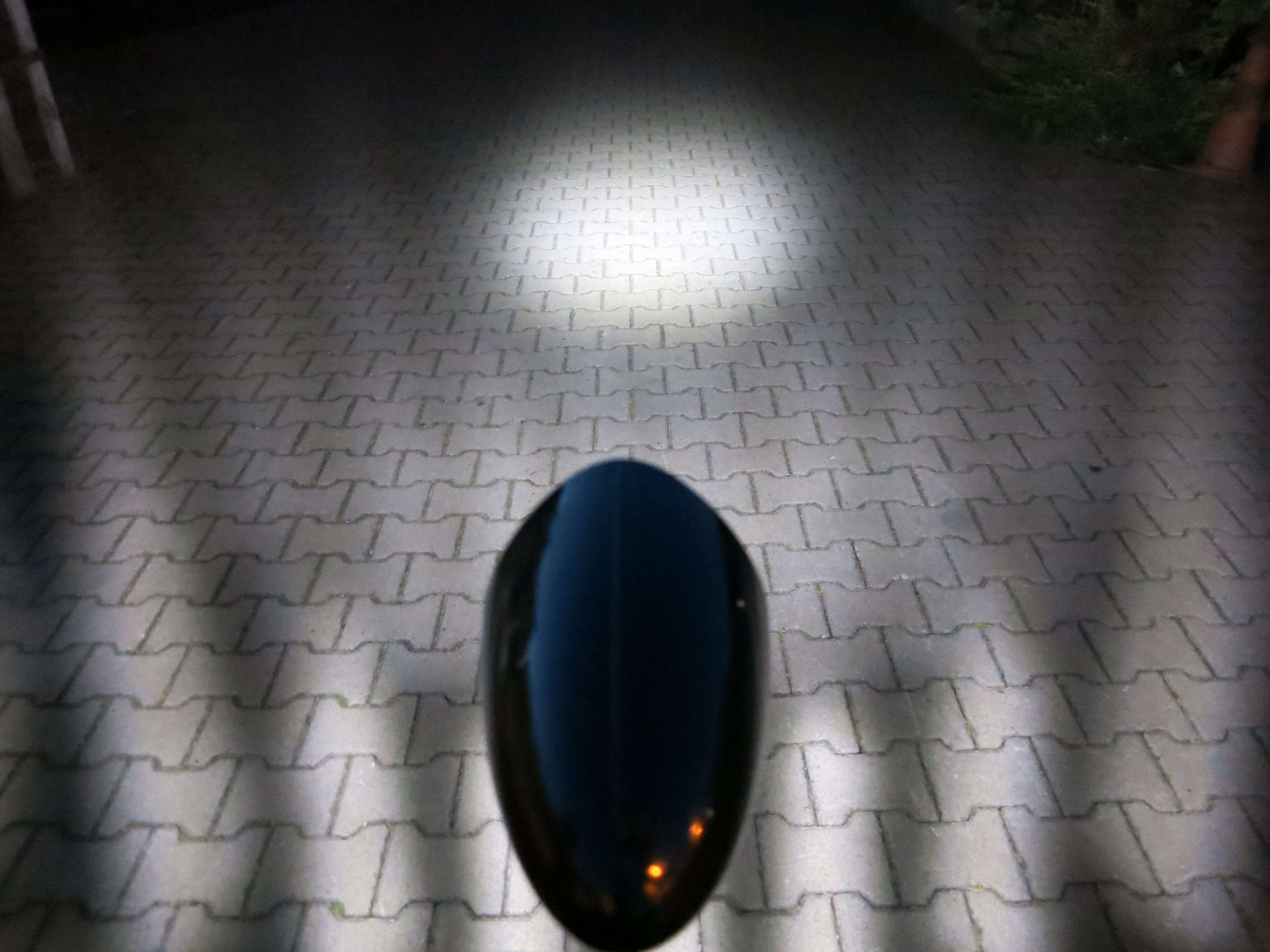 Classic Cycle LED Frontlampe Batterie 70 mm verchromt mit Sonnenschute klein
