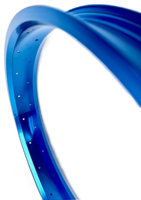 Alufelge 20 Zoll 70 mm blau