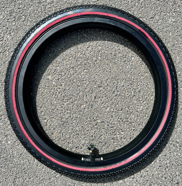 Reifen Kenda K-55 20 x 2.125, schwarz mit rotem Streifen