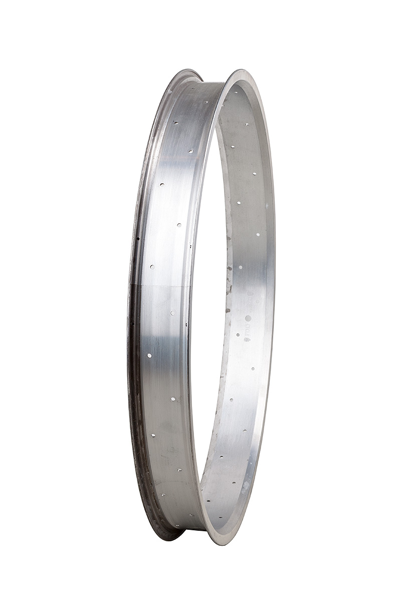 Alufelge 26 Zoll 67 mm roh  unlackiert