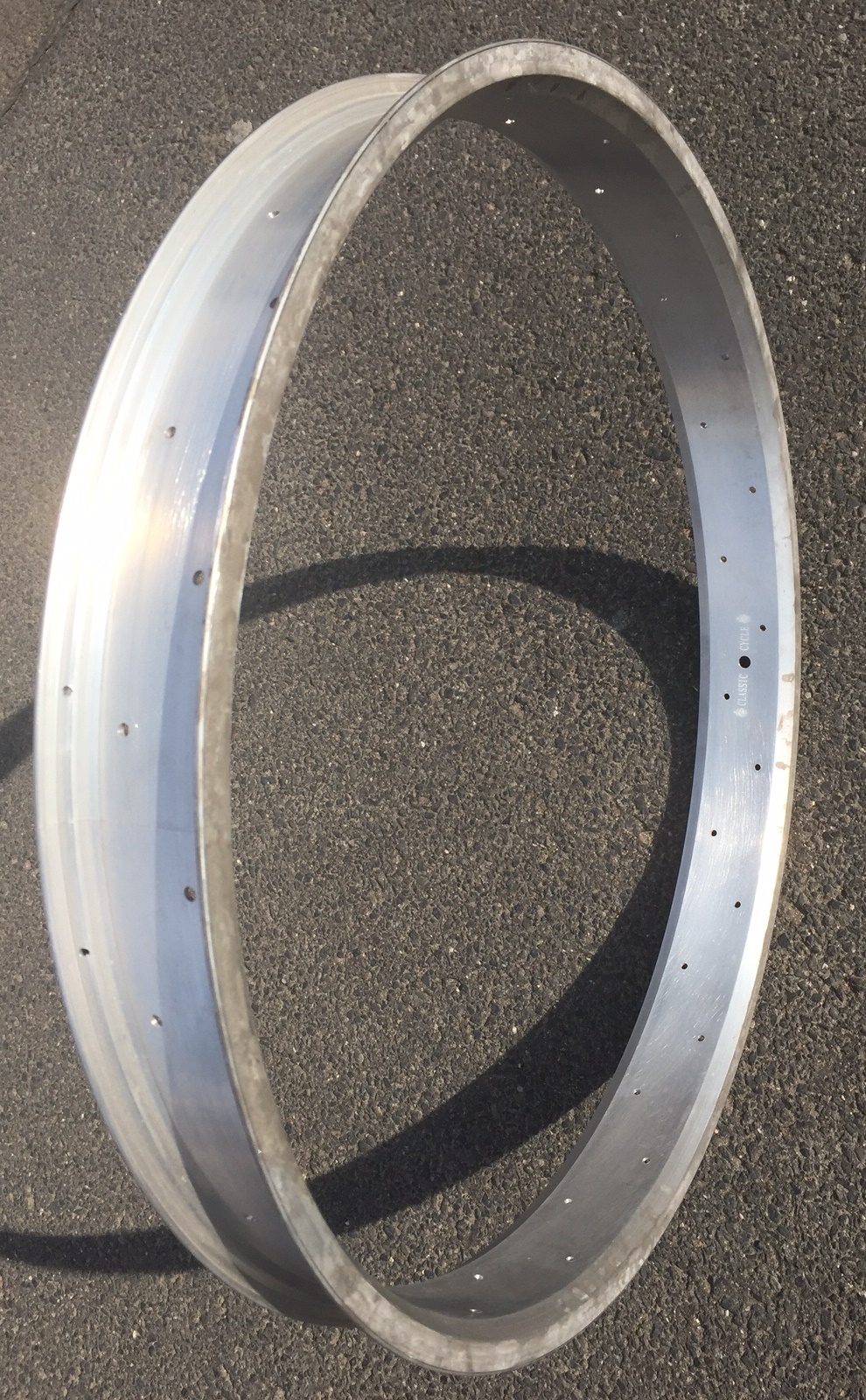 Alufelge 26 Zoll 67 mm roh  unlackiert