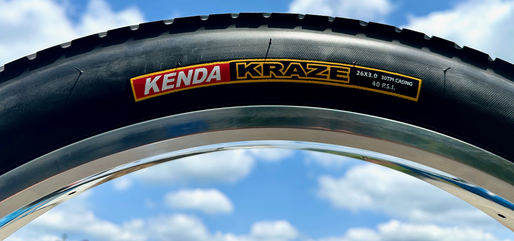 Reifen Kenda Kraze 26 x 3.0 Motorradprofil