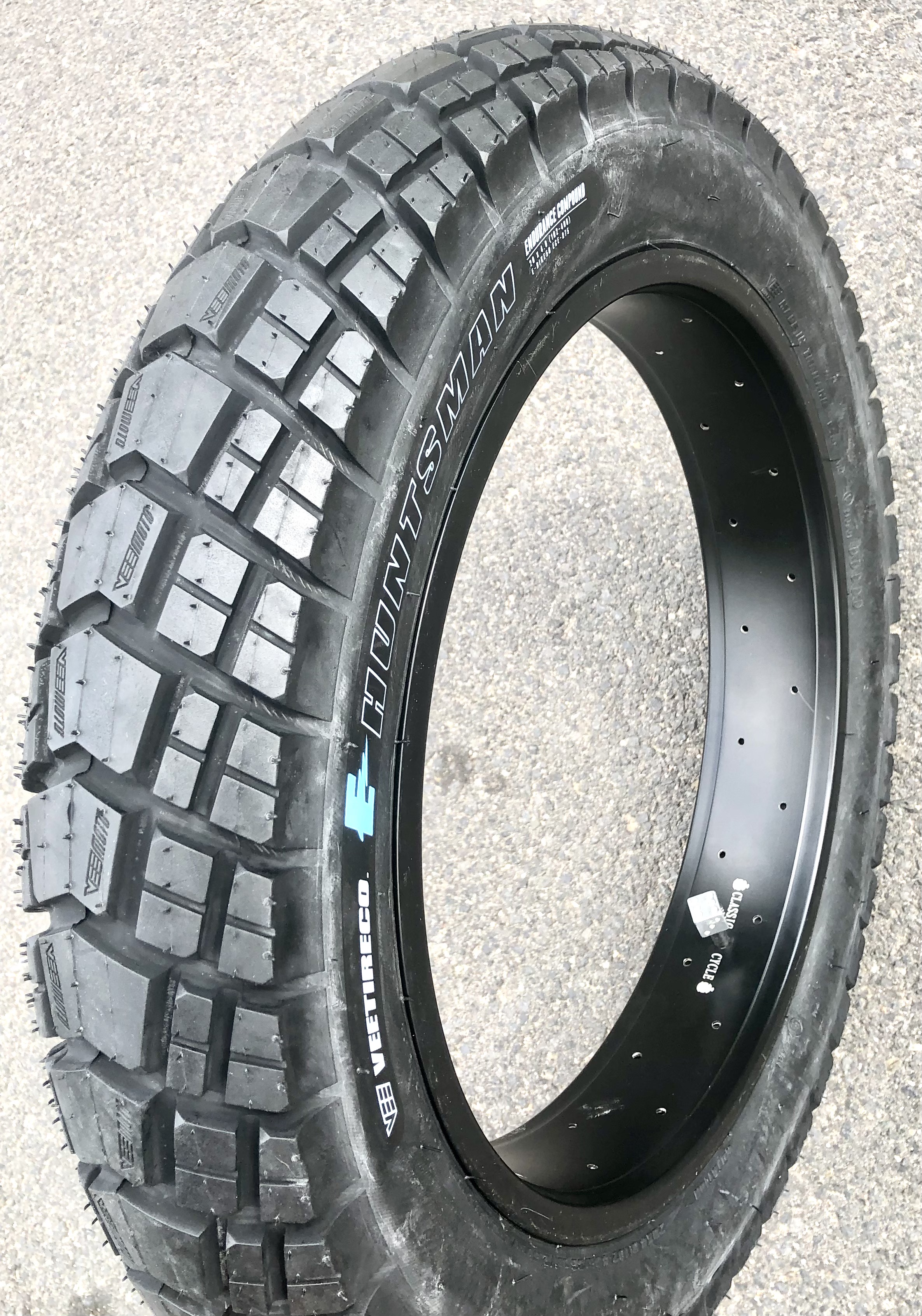 204 Vee Rubber E-Huntsman Reifen 20 x 4.0  Zoll schwarz