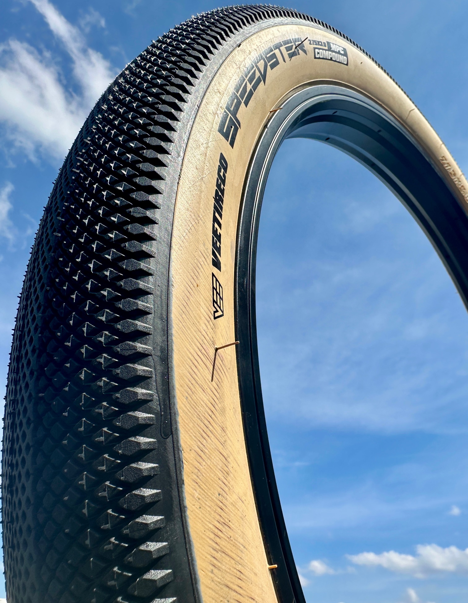 Vee Rubber Speedster Street Life Reifen 27,5 x 3.0 skinwall